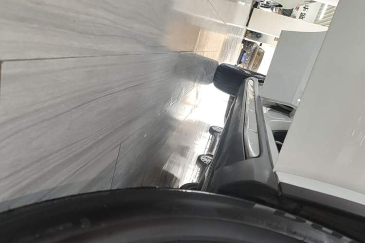 Used Mercedes-Benz GLA 2018 GLA 200 Fashion Model Right Side Sill