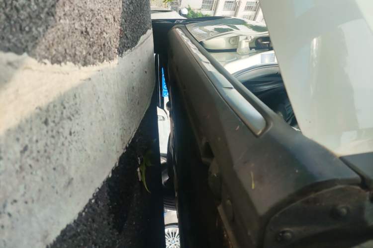 Used Mercedes-Benz GLA 2018 GLA 200 Fashion Model Right Side Sill