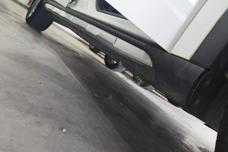 Used Mercedes-Benz GLA 2018 GLA 200 Sport Edition Right Side Sill