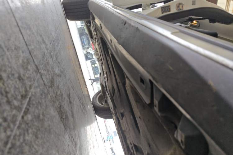 Used Mercedes-Benz GLA 2018 GLA 200 Sport Edition Right Side Sill