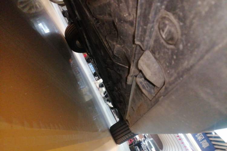 Used Mercedes-Benz GLA 2018 GLA 200 Fashion Model Right Side Sill