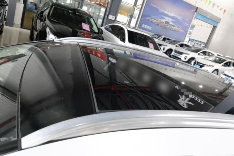 Used Mercedes-Benz GLA 2018 GLA 200 Fashion Model Roof