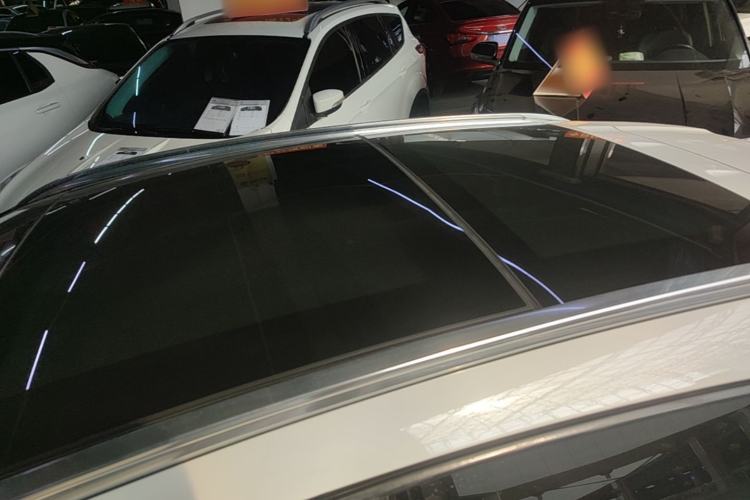 Used Mercedes-Benz GLA 2018 GLA 200 Fashion Model Roof