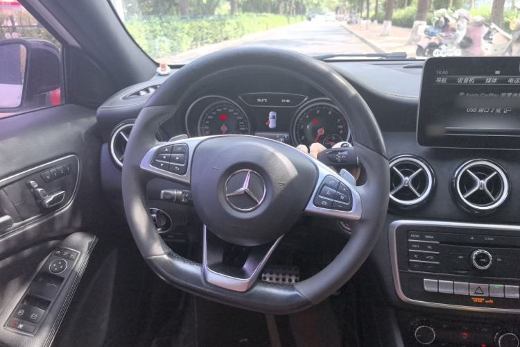 Used Mercedes-Benz GLA 2018 GLA 200 Polar Limited Edition Steering Wheel