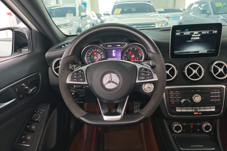 Used Mercedes-Benz GLA 2018 GLA 200 Polar Limited Edition Steering Wheel