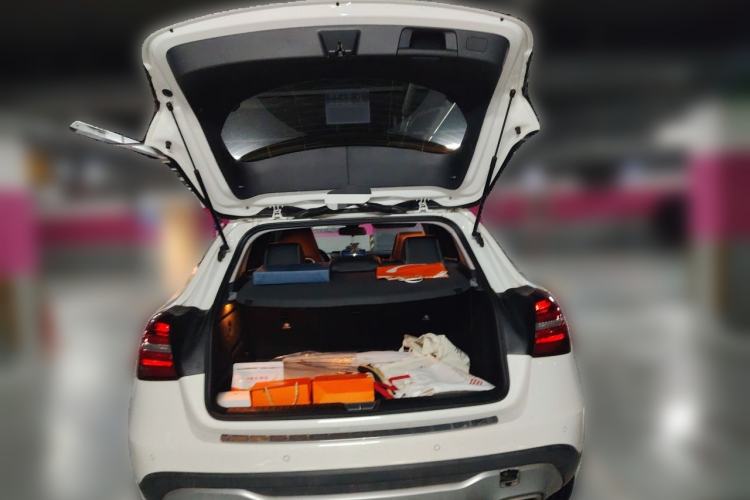 Used Mercedes-Benz GLA 2018 GLA 200 Fashion Model Trunk
