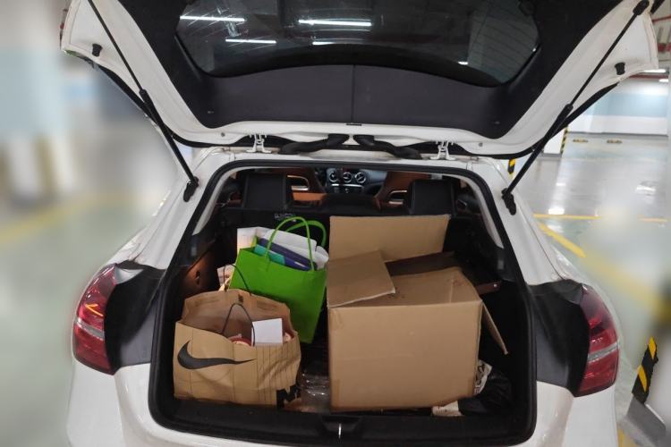 Used Mercedes-Benz GLA 2018 GLA 200 Fashion Model Trunk