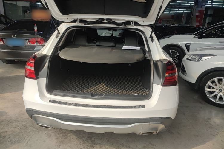 Used Mercedes-Benz GLA 2018 GLA 200 Fashion Model Trunk