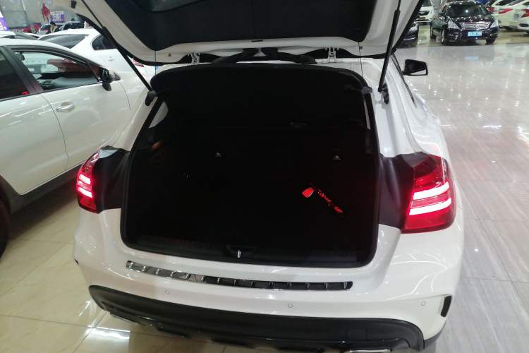 Used Mercedes-Benz GLA 2018 GLA 220 4MATIC Sport Edition Trunk