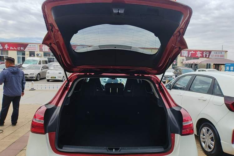 Used Mercedes-Benz GLA 2018 GLA 200 Sport Edition Trunk
