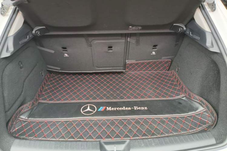 Used Mercedes-Benz GLA 2018 GLA 200 Sport Edition Trunk