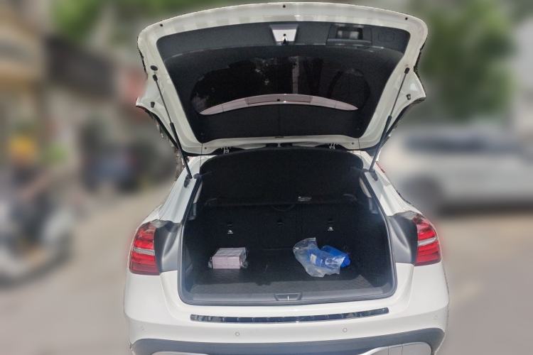 Used Mercedes-Benz GLA 2018 GLA 200 Sport Edition Trunk