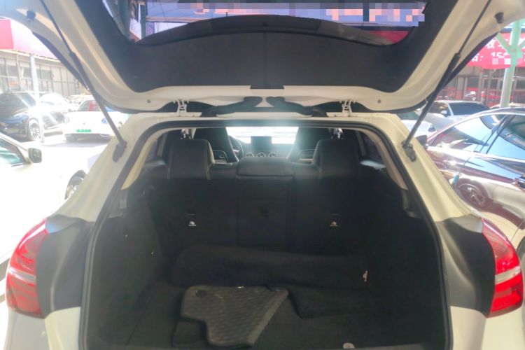 Used Mercedes-Benz GLA 2018 GLA 200 Fashion Model Trunk