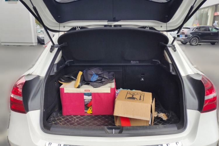 Used Mercedes-Benz GLA 2018 GLA 200 Fashion Model Trunk
