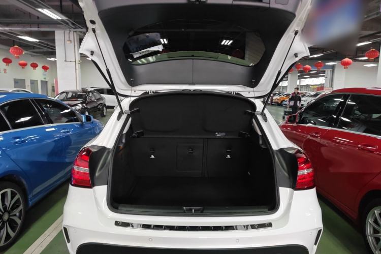 Used Mercedes-Benz GLA 2018 GLA 220 4MATIC Sport Edition Trunk