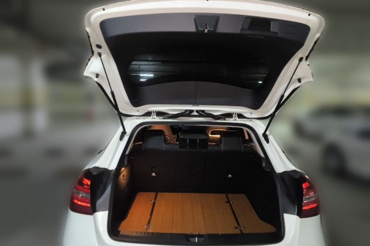 Used Mercedes-Benz GLA 2018 GLA 200 Fashion Model Trunk
