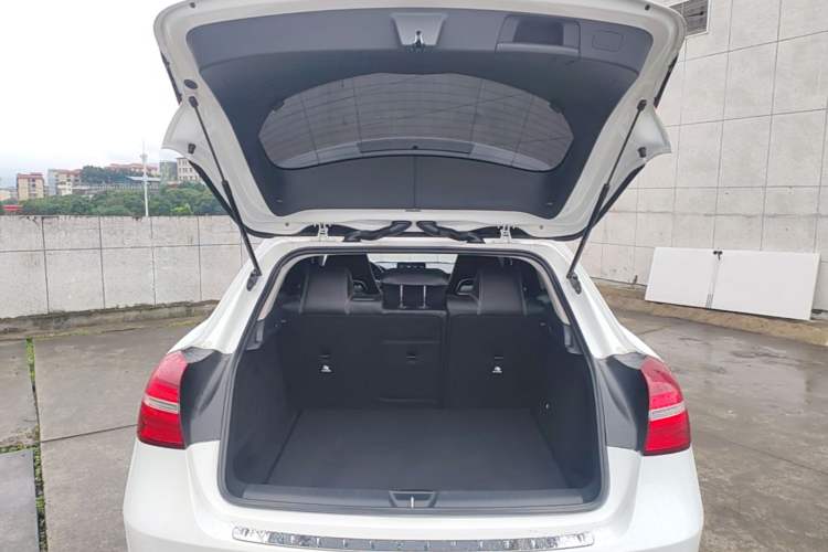 Used Mercedes-Benz GLA 2018 GLA 200 Sport Edition Trunk