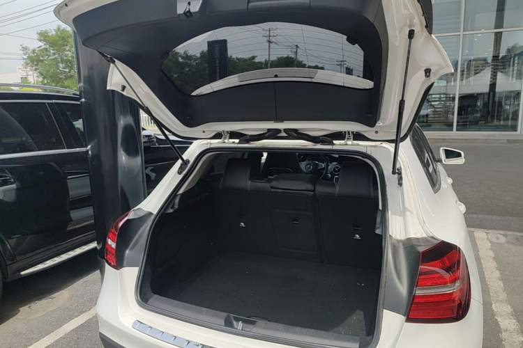 Used Mercedes-Benz GLA 2018 GLA 200 Sport Edition Trunk