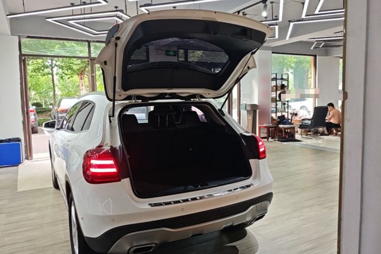 Used Mercedes-Benz GLA 2018 GLA 200 Sport Edition Trunk
