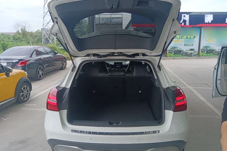 Used Mercedes-Benz GLA 2018 GLA 200 Sport Edition Trunk