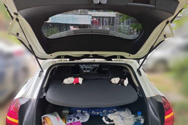 Used Mercedes-Benz GLA 2018 GLA 200 Fashion Model Trunk