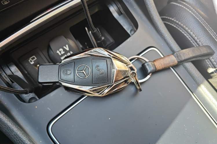 Used Mercedes-Benz GLA 2018 GLA 200 Fashion Model Vehicle Key