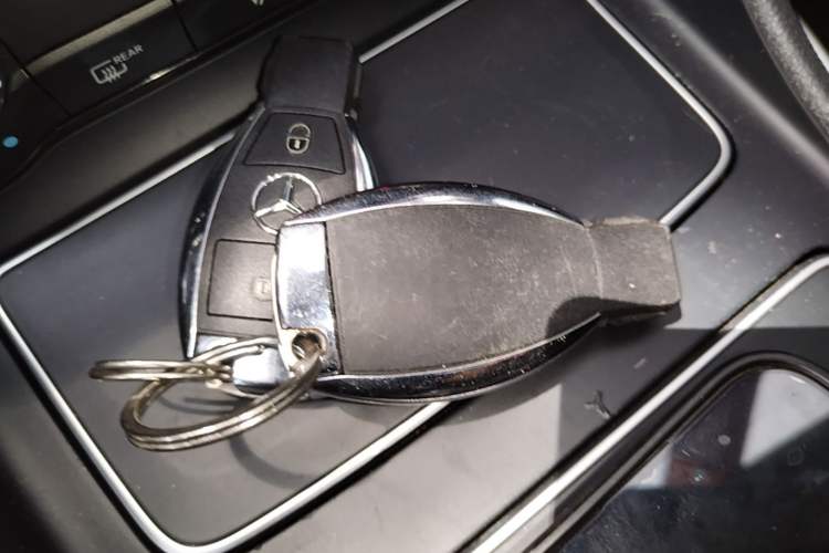 Used Mercedes-Benz GLA 2018 GLA 200 Fashion Model Vehicle Key