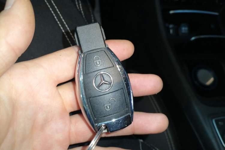 Used Mercedes-Benz GLA 2018 GLA 220 4MATIC Sport Edition Vehicle Key