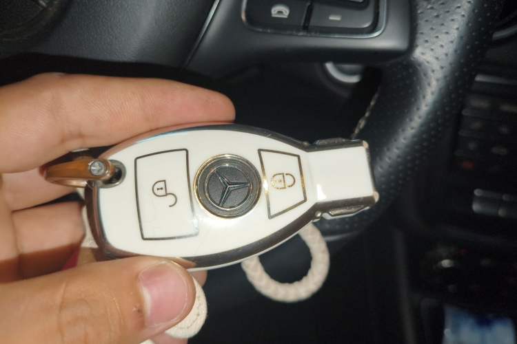 Used Mercedes-Benz GLA 2018 GLA 200 Fashion Model Vehicle Key