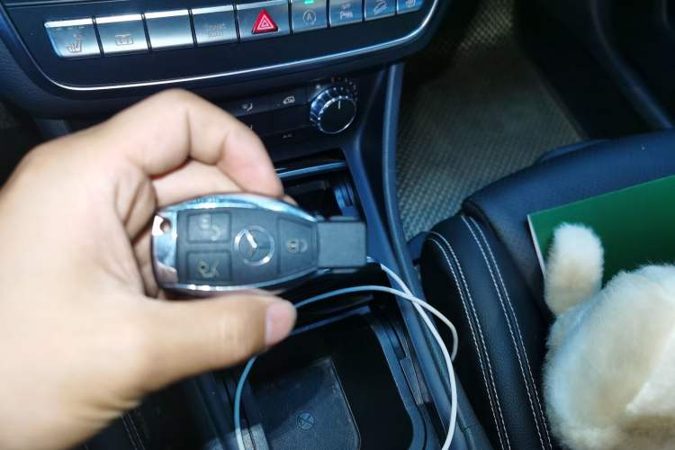 Used Mercedes-Benz GLA 2018 GLA 220 4MATIC Sport Edition Vehicle Key