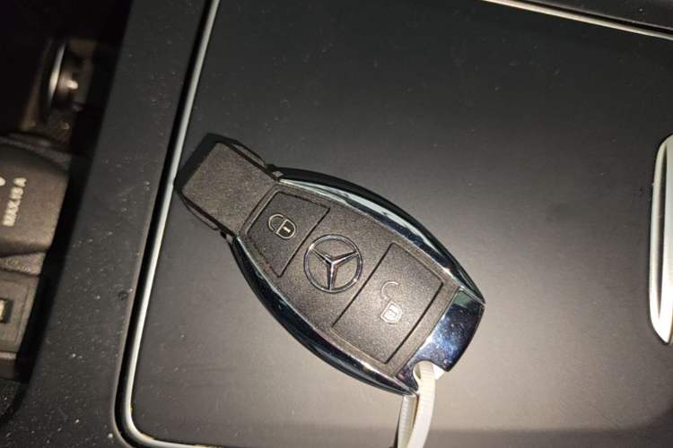 Used Mercedes-Benz GLA 2018 GLA 200 Fashion Model Vehicle Key