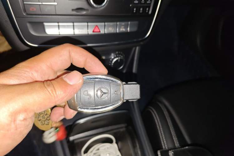 Used Mercedes-Benz GLA 2018 GLA 200 Fashion Model Vehicle Key