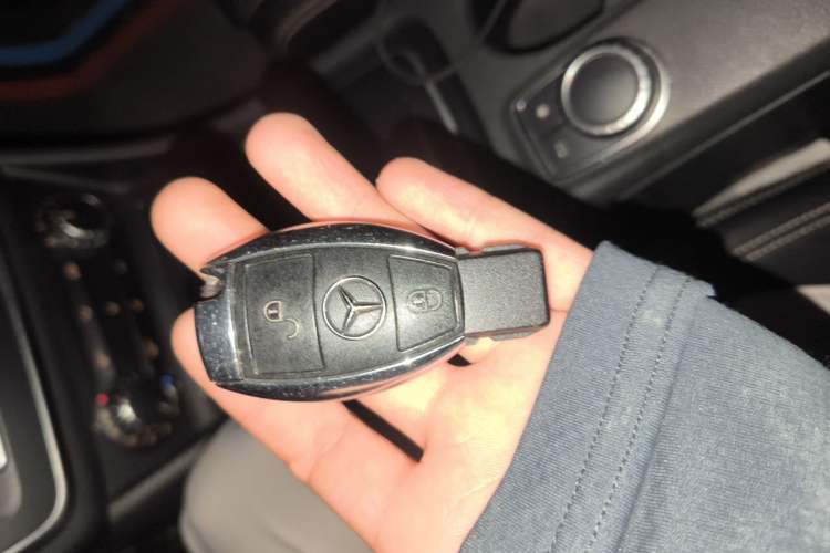 Used Mercedes-Benz GLA 2018 GLA 200 Fashion Model Vehicle Key