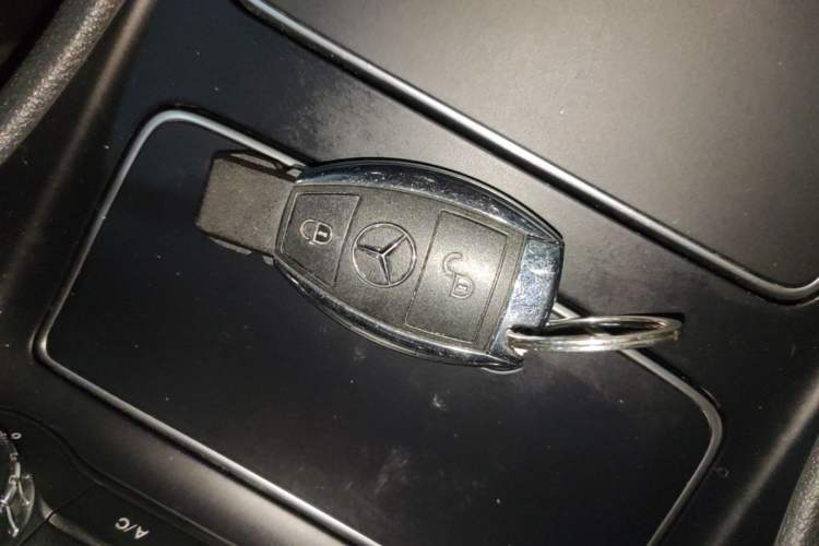 Used Mercedes-Benz GLA 2018 GLA 200 Fashion Model Vehicle Key