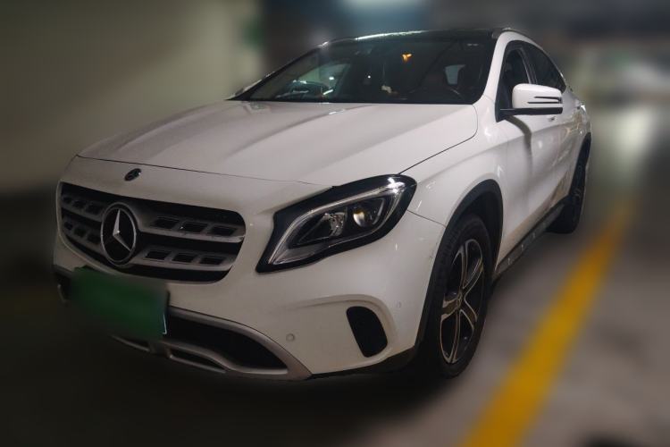 Used Mercedes-Benz GLA 2018 GLA 200 Fashion Model Guazi used car, China used car export, Used car for sale, Used  cars, Cheapest cars for sale