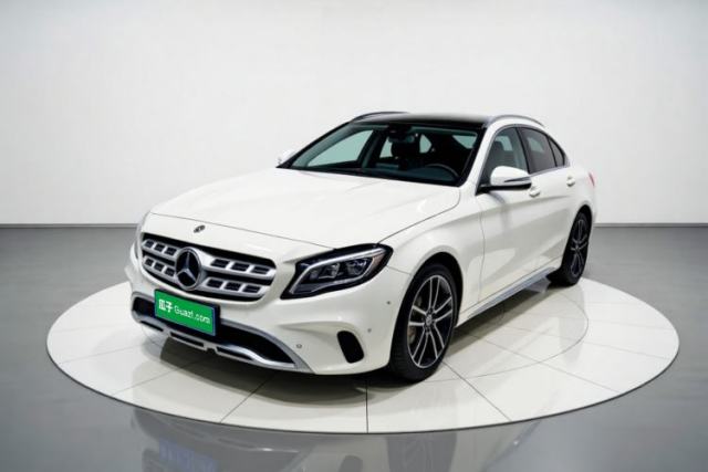 Mercedes-Benz GLA 2018 GLA 200 Fashion Model usado
