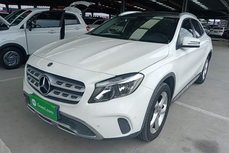 Used Mercedes-Benz GLA 2018 GLA 200 Sport Edition Guazi used car, China used car export, Used car for sale, Used cars, Cheapest cars for sale