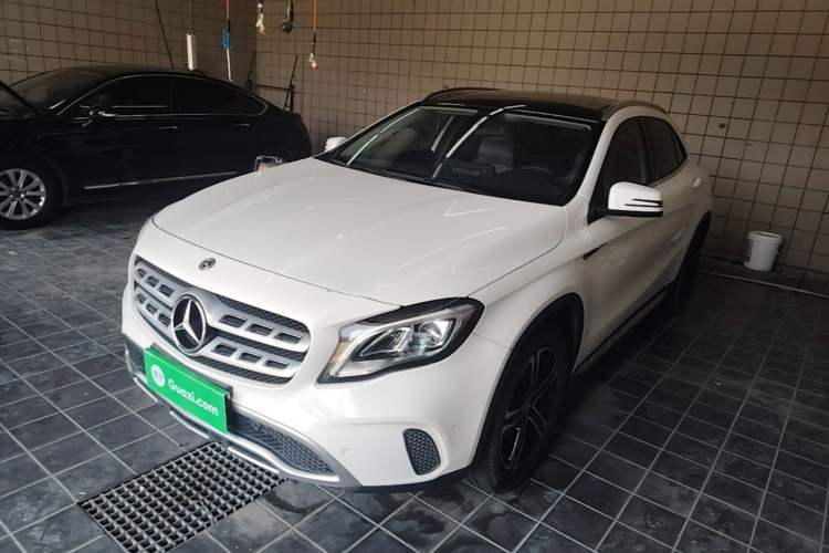 Used Mercedes-Benz GLA 2018 GLA 200 Fashion Model Guazi used car, China used car export, Used car for sale, Used  cars, Cheapest cars for sale