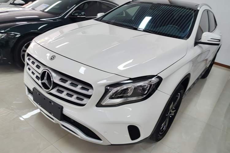 Used Mercedes-Benz GLA 2018 GLA 200 Fashion Model Guazi used car, China used car export, Used car for sale, Used  cars, Cheapest cars for sale