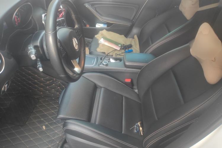 Used Mercedes-Benz GLA 2018 GLA 200 Sport Edition Left Front Seat