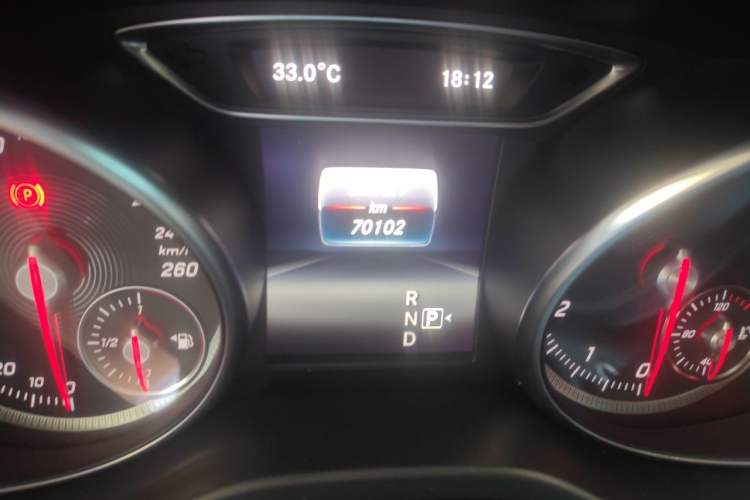 Used Mercedes-Benz GLA 2018 GLA 200 Sport Edition Odometer Close Up