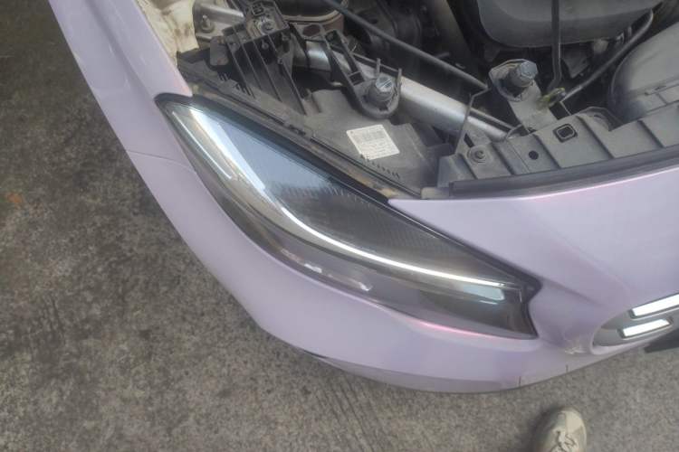 Used Mercedes-Benz GLA 2018 GLA 200 Sport Edition Right Front Headlight