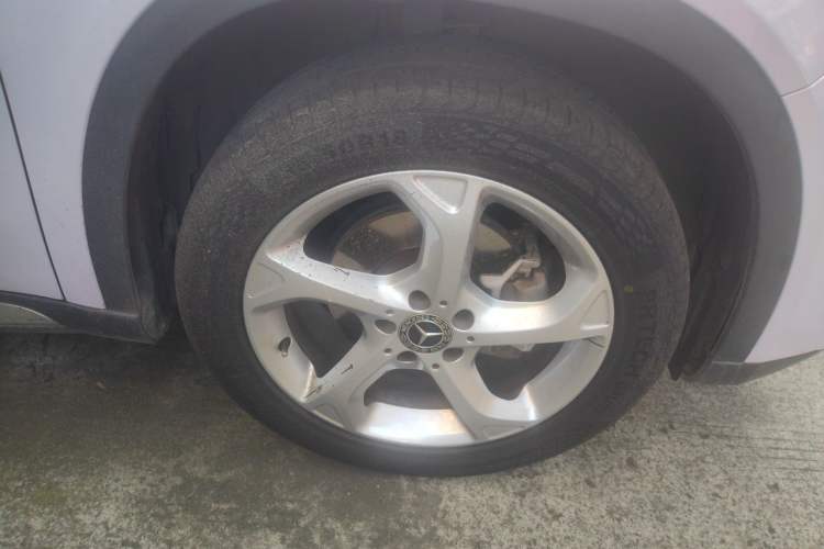 Used Mercedes-Benz GLA 2018 GLA 200 Sport Edition Right Front Wheel Hub