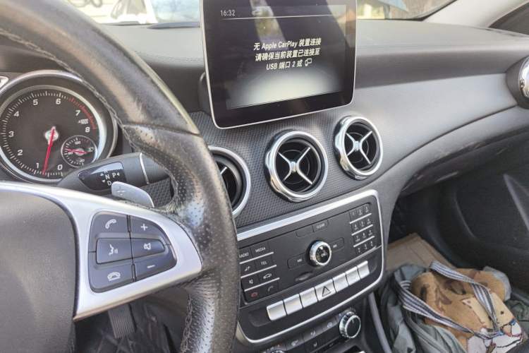 Used Mercedes-Benz GLA 2019 GLA 200 Fashion Model Audio And AC Panel