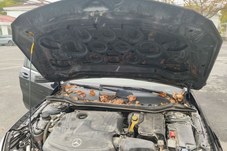Used Mercedes-Benz GLA 2019 GLA 200 Fashion Model Engine Bay
