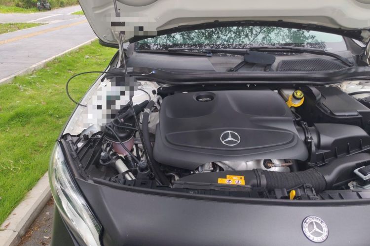 Used Mercedes-Benz GLA 2019 GLA 200 Fashion Model Engine Bay Right