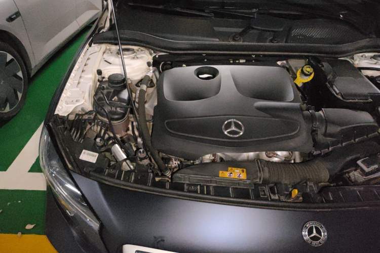 Used Mercedes-Benz GLA 2019 GLA 200 Dynamic Edition Engine Bay Right