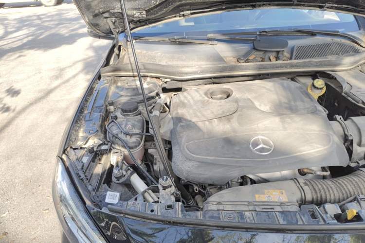 Used Mercedes-Benz GLA 2019 GLA 200 Fashion Model Engine Bay Right