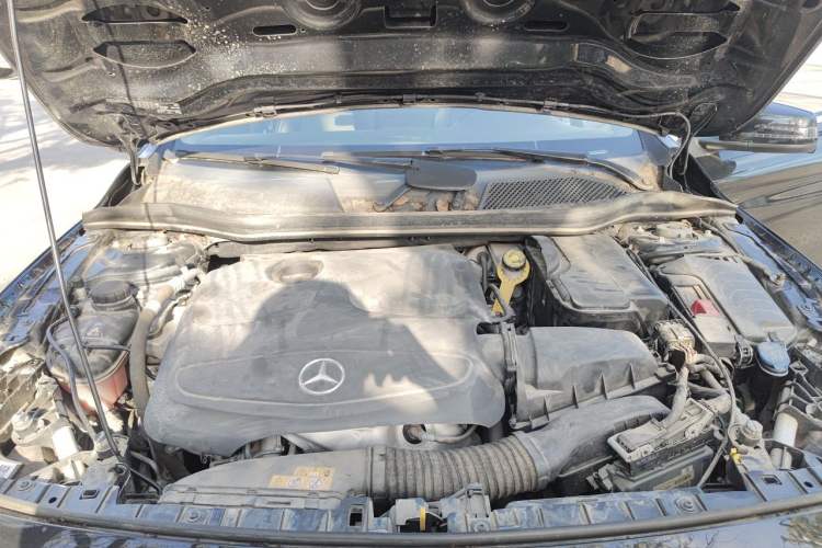 Used Mercedes-Benz GLA 2019 GLA 200 Fashion Model Engine Bay