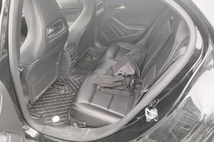 Used Mercedes-Benz GLA 2019 GLA 200 Fashion Model Left Rear Seat